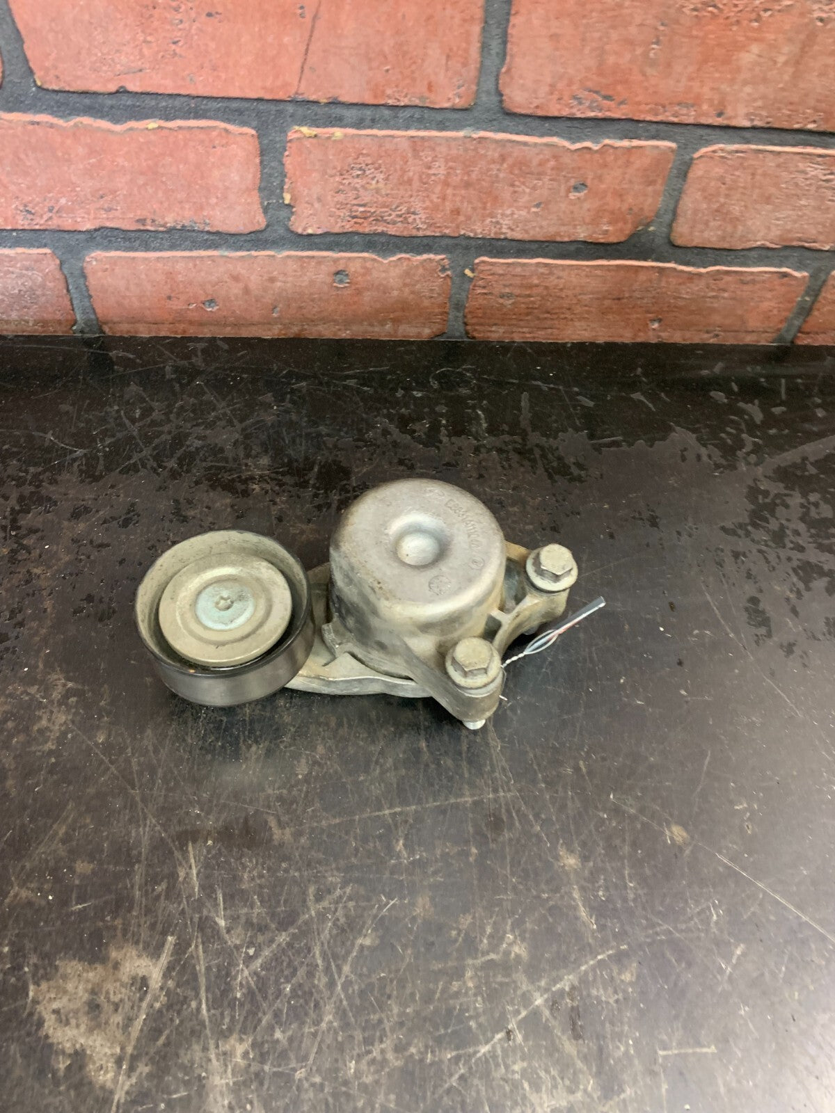 2014-2018 Ram 1500/Jeep Grand Cherokee Mopar Belt Tensioner OEM 30222001F