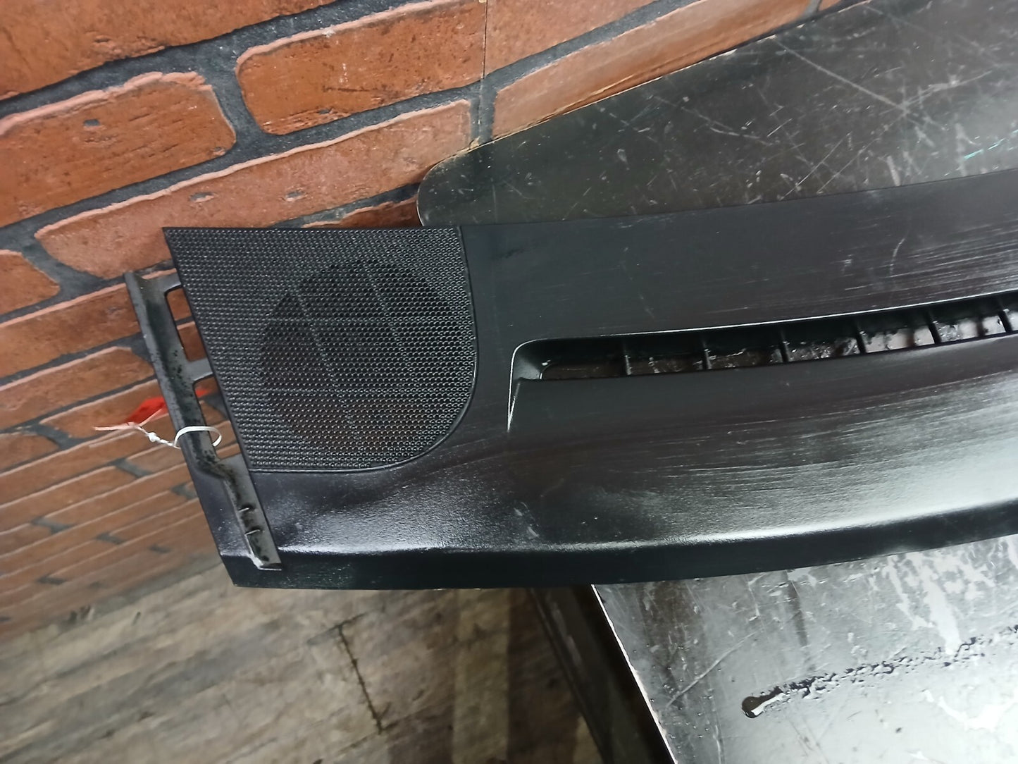 2011-2023 Chrysler 300/Dodge Charger Dash Defroster Grille Panel 1jq67dx9ah