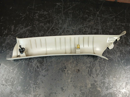 2005-2007 Chrysler 300 Front Passenger RH Side A Pillar Interior Trim 0um02bdxae