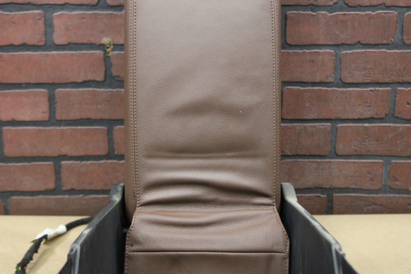 11-14 Audi A8L Rear Seat Center Console Armrest Cupholder Assembly 4H0 885 076 L