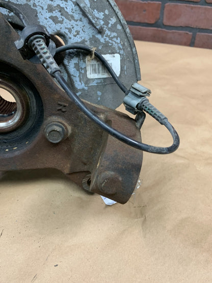 2007-2014 GM Tahoe Suburban 1500 Front Passenger RH Spindle Knuckle Hub Assembly