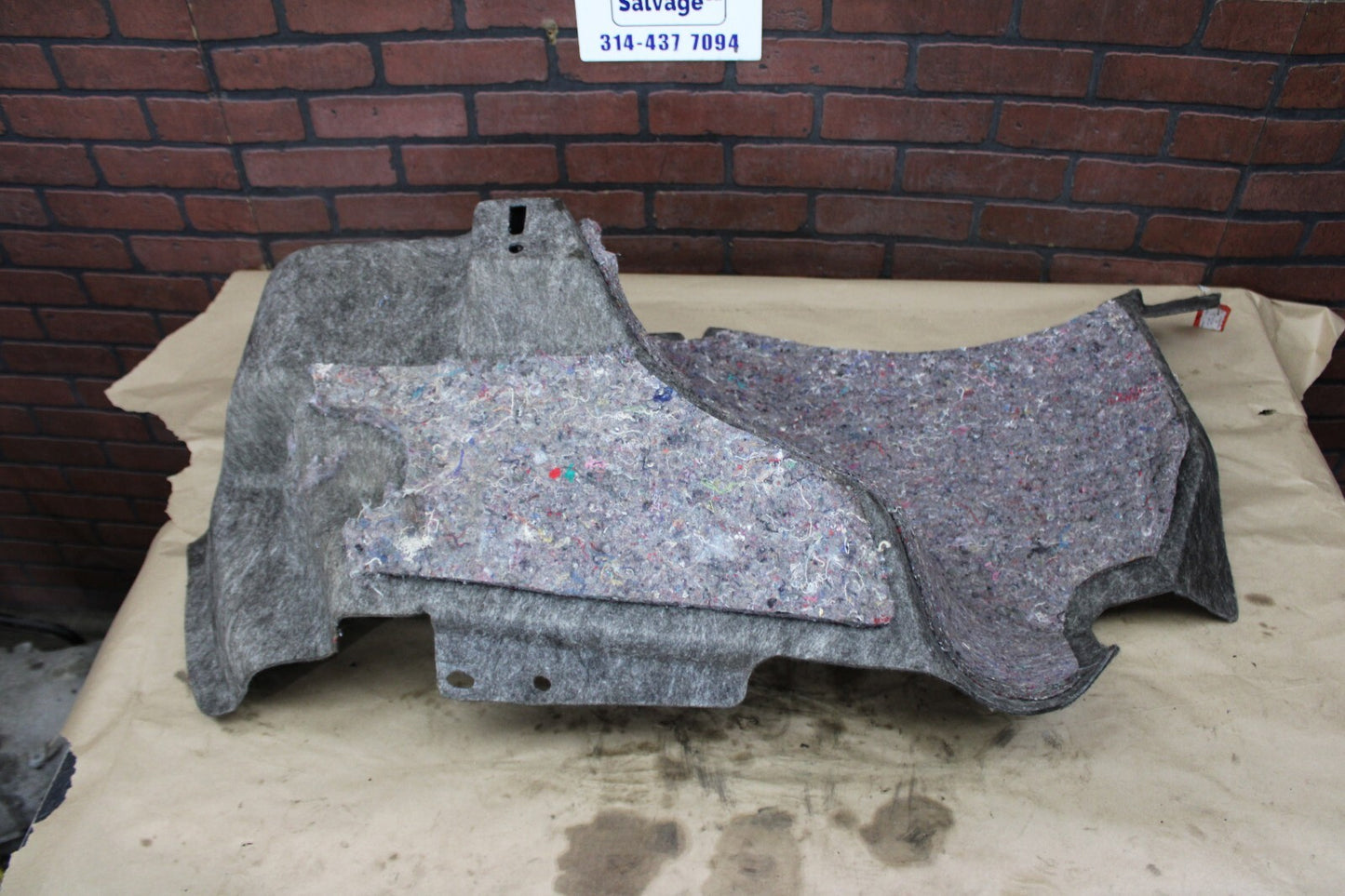 2005-2010 CHRYSLER 300 REAR DRIVER LH QUARTER TRUNK CARPET TRIM COVER PANEL LEFT