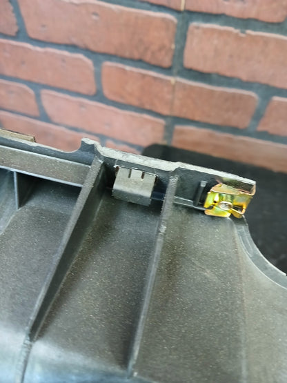 2004-2008 Audi A4 S4 Black Dashboard Dash Panel Upper Trim 8e1 857 033a Damage