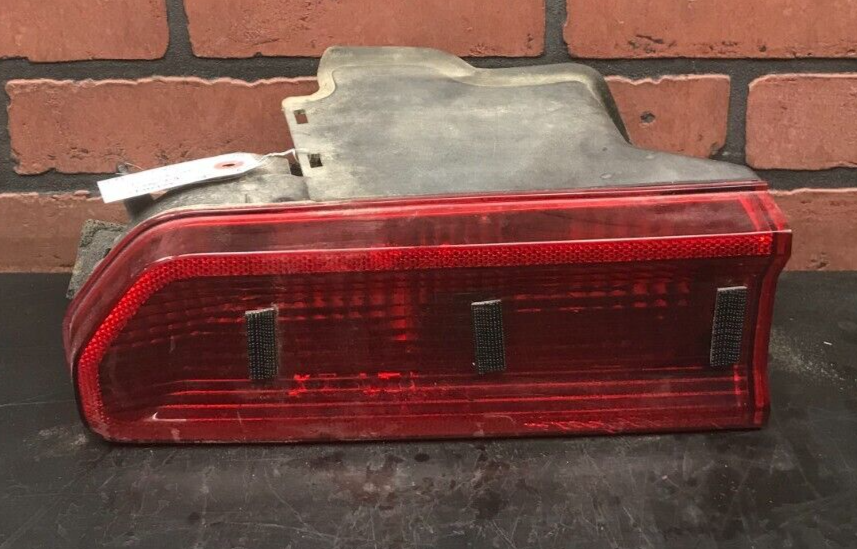 2009-2014 Dodge Challenger SRT Rear Tail Light Assembly Set 05028780, 05028781