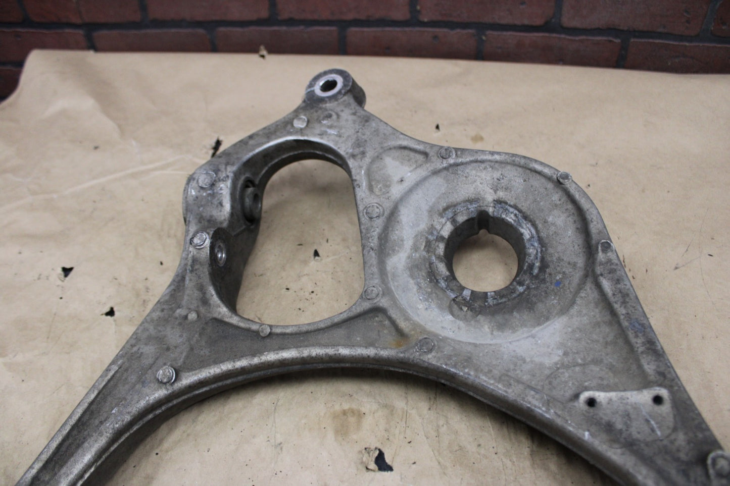 14-25 GRAND CHEROKEE DURANGO AWD REAR DRIVER LH LOWER CONTROL ARM OEM 52124815AD