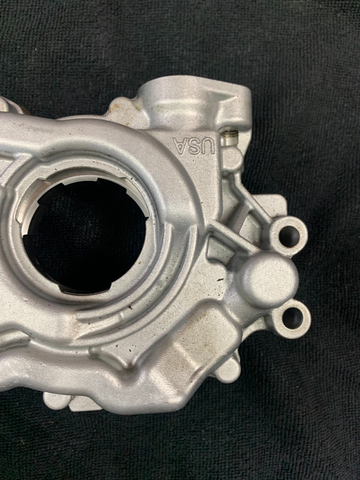2011-2013 Dodge Charger Scat Pack 392 6.4l Genuine OEM Oil Pump 5038398AE