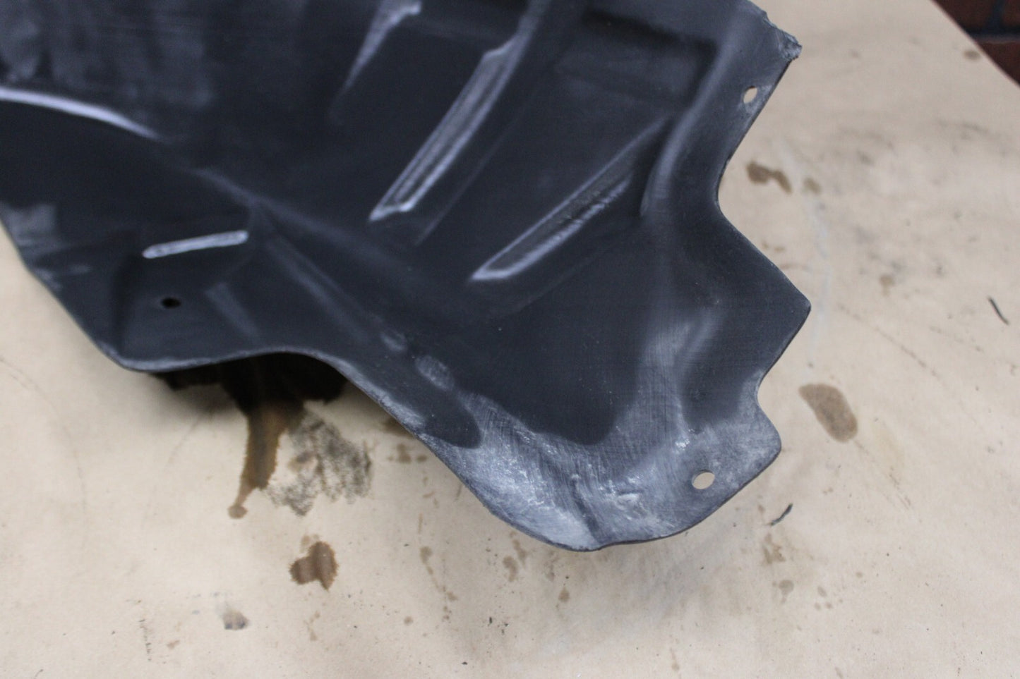 2008-2014 Dodge Challenger Front Passenger RH Side Splash Shield Fender Liner