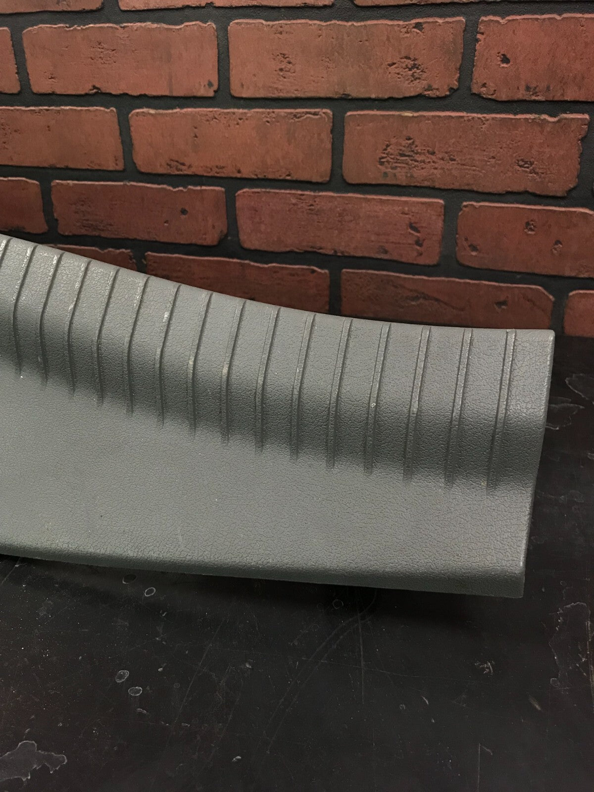 2005-2007 Jeep Grand Cherokee SRT Lift Gate Door Sill Scuff Plate 5HS29BD5AF