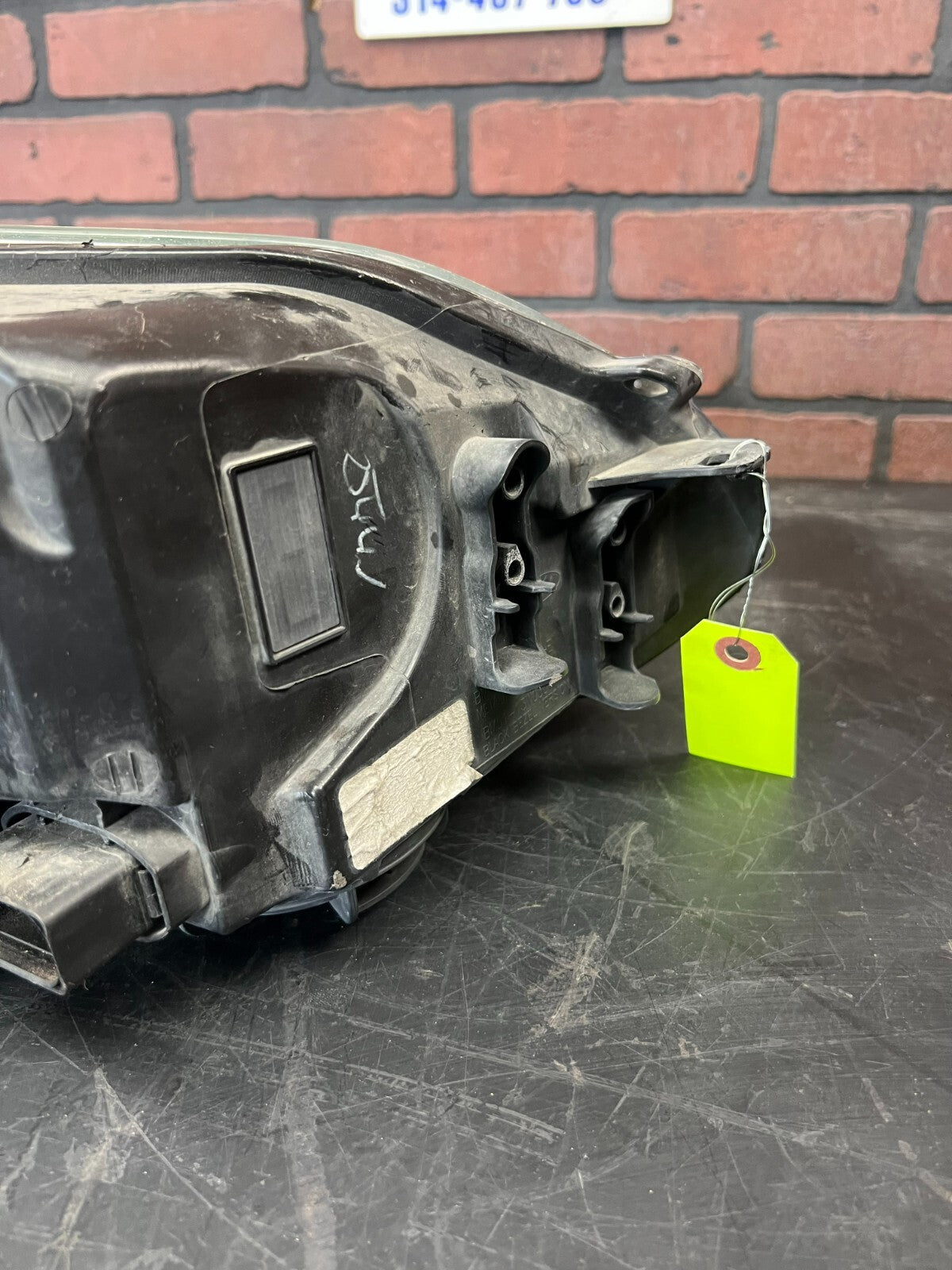 12-14 ford focus st halogen front left oem headlight Black Bezel