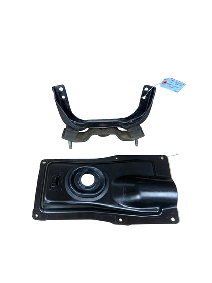 09-23 TR6060 Manual Challenger Transmission Mount and Gearshift Bracket