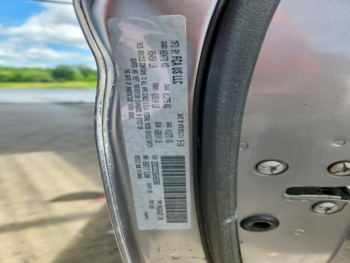 Reservation for Dash Cluster from 2016 Challenger Hellcat