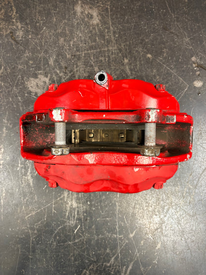 05-23 Dodge Challenger Charger SRT8 4 Piston Front Brembo Brake Calipers