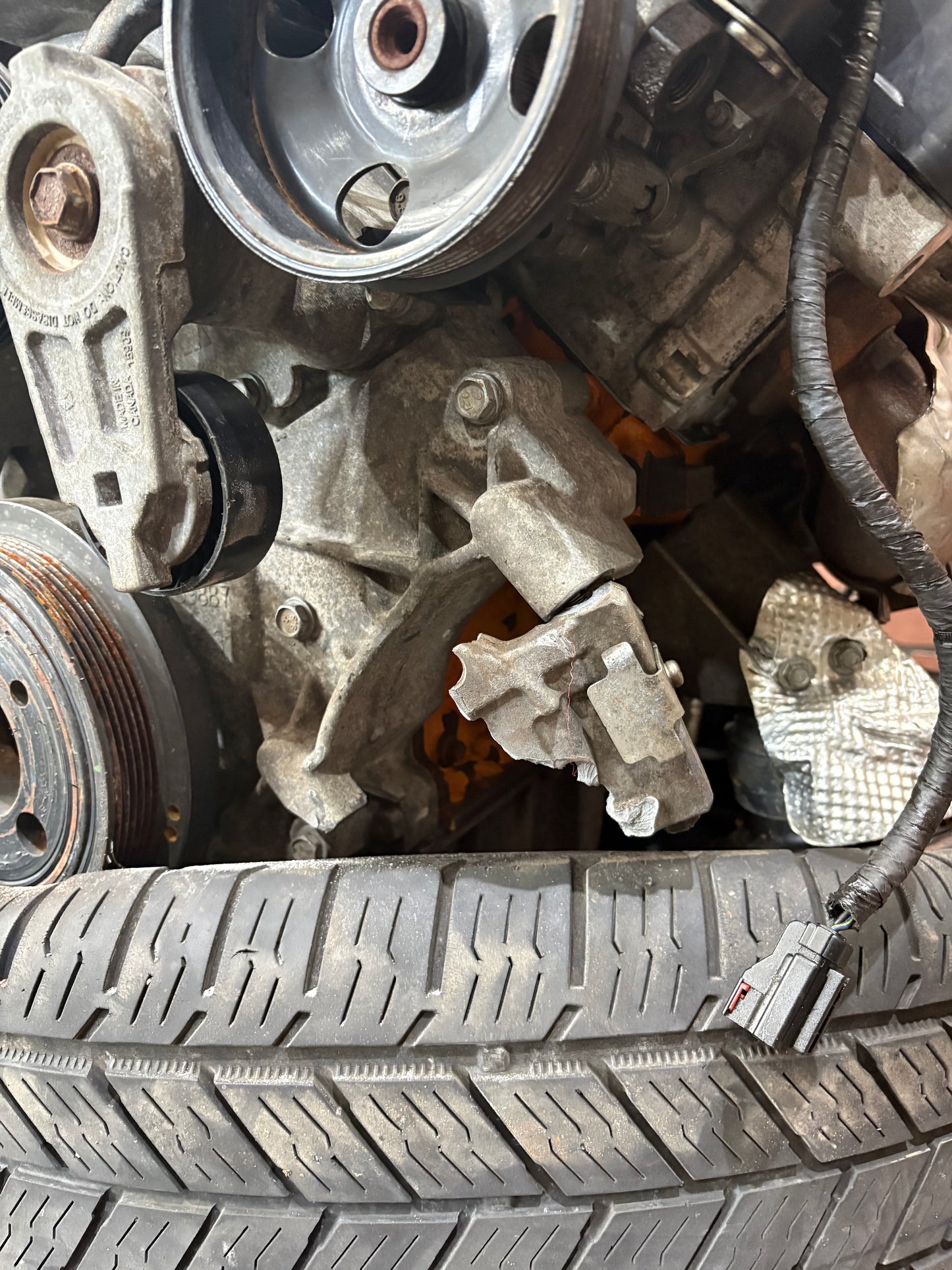 OEM 2012 WK2 Jeep Grand Cherokee SRT8 6.4L Hemi 392 Engine Leakdown Tested 110k