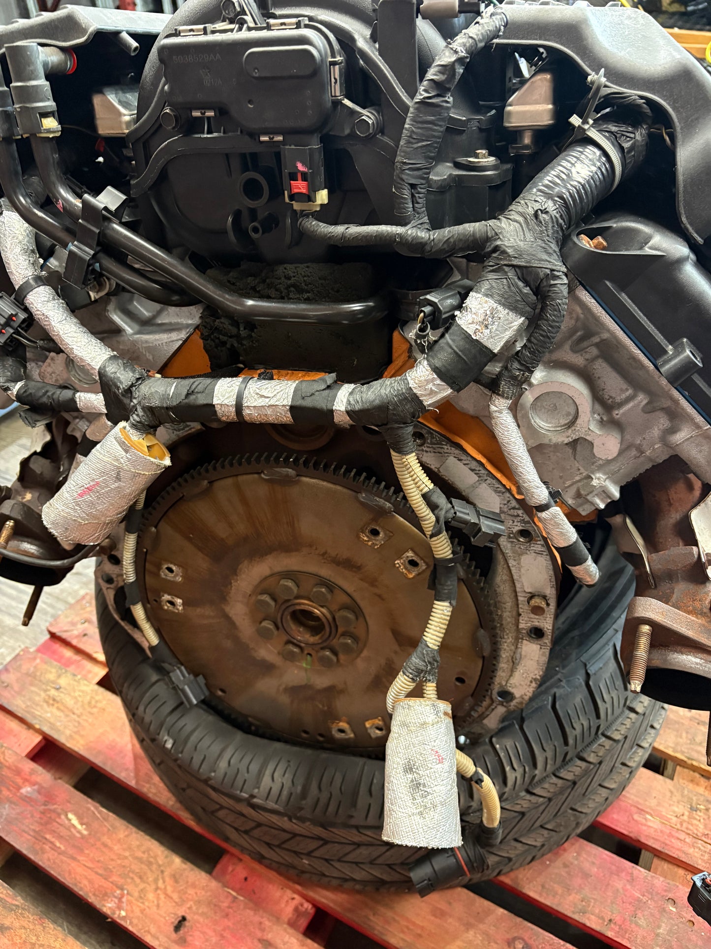 OEM 2012 WK2 Jeep Grand Cherokee SRT8 6.4L Hemi 392 Engine Leakdown Tested 110k