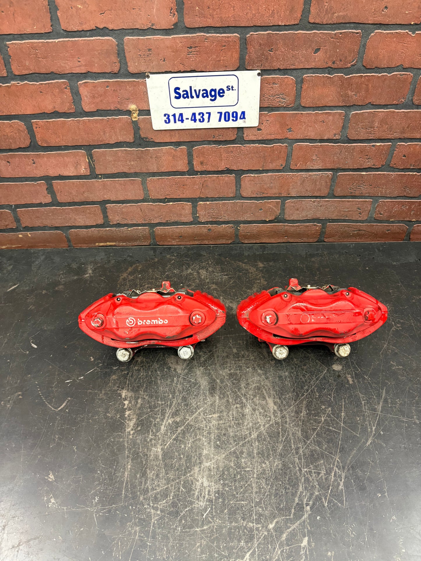 05-23 Dodge Challenger Charger SRT8 4 Piston Front Brembo Brake Calipers