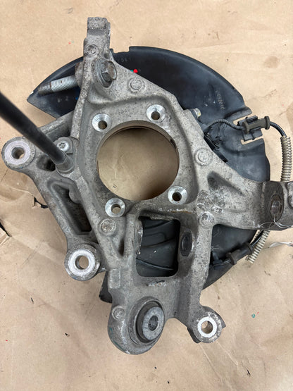 05-14 Charger Challenger 300 SRT8 Passenger Rear Knuckle