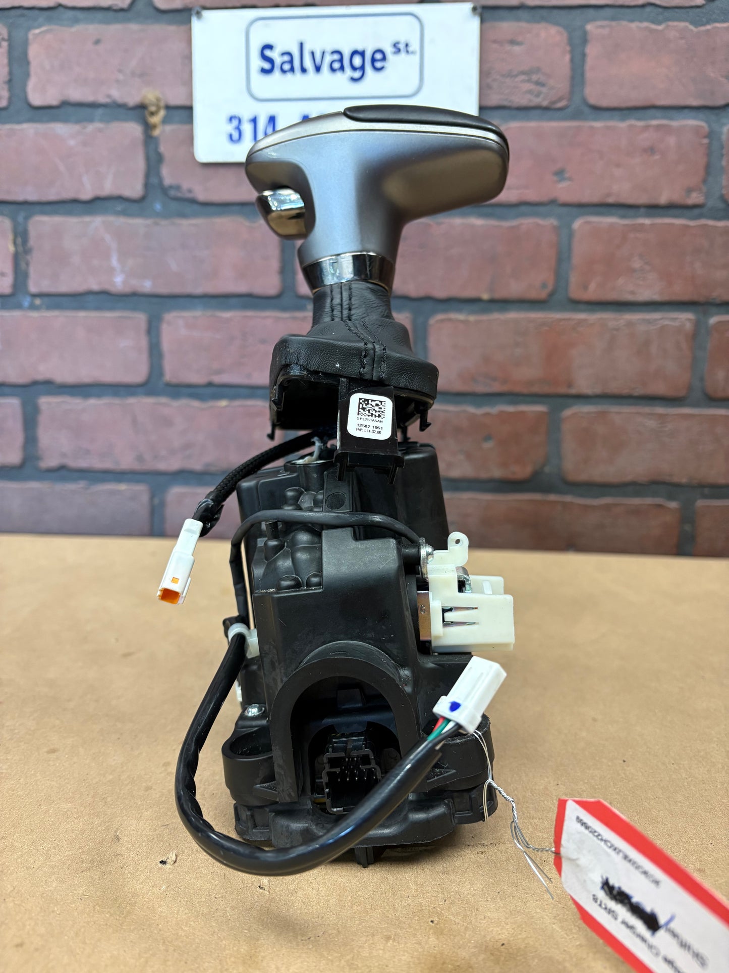 15-23 Charger Challenger Automatic Transmission Gear Shifter 04670717AD