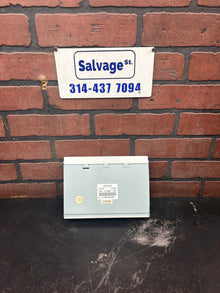 2010 Challenger SRT8 OEM Kicker Amplifier 5035022AE
