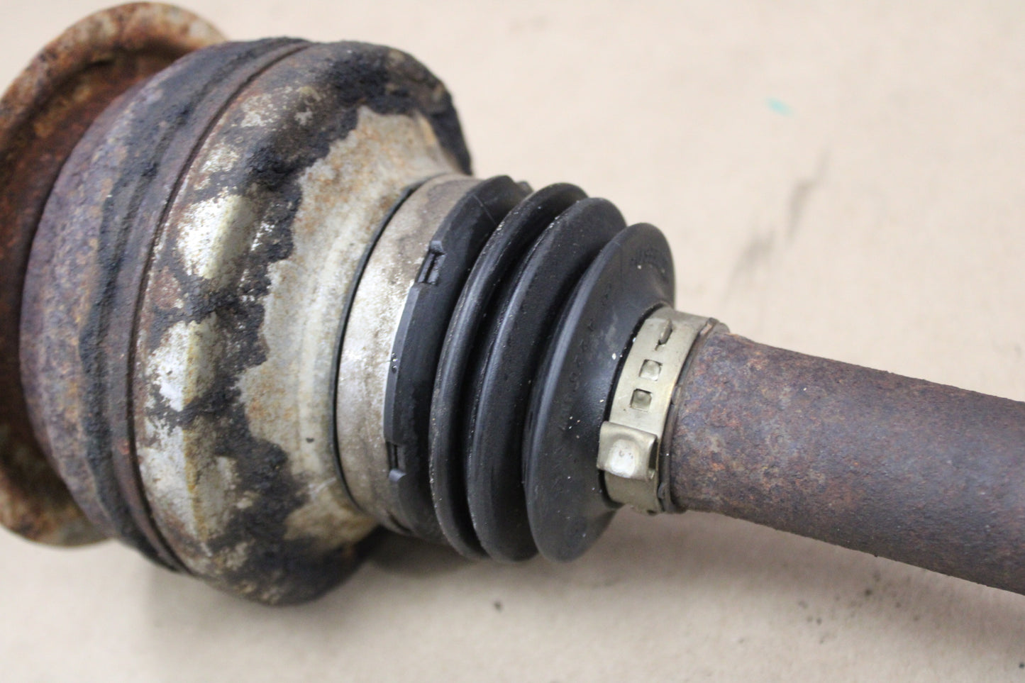 05-08 Dodge Charger Challenger SRT8 6.1L Driver Left CV Axle Half Shaft Assembly