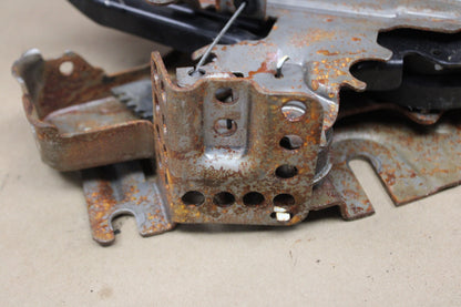 07-23 CHALLENGER CHARGER 300 EMERGENCY E PARKING BRAKE PEDAL 04779596ae
