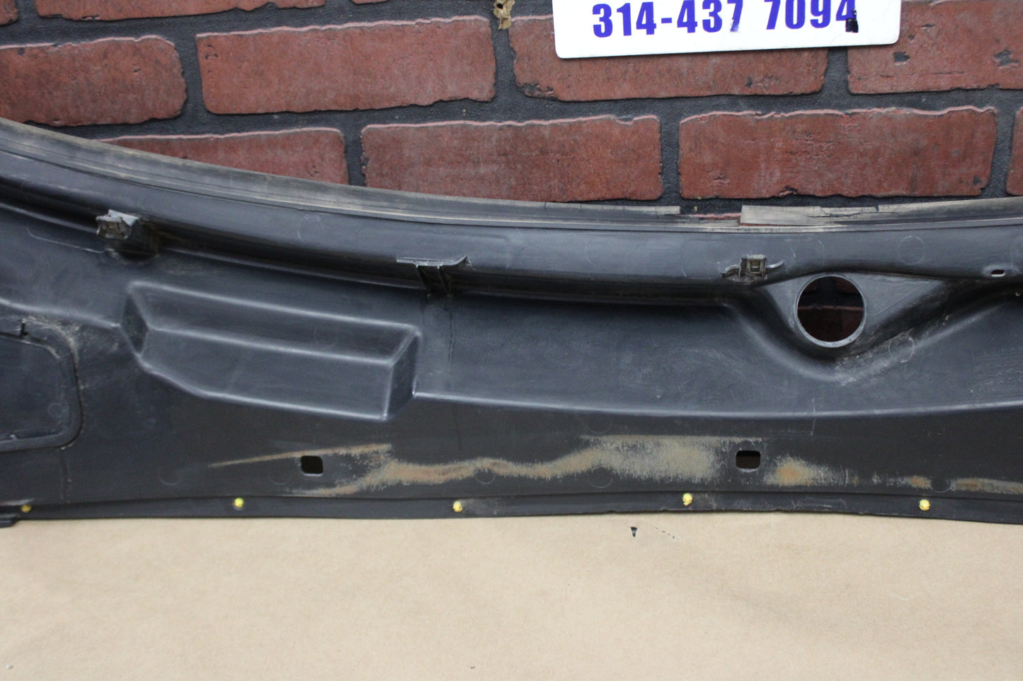 2008-2023 CHALLENGER SRT8 EXTERIOR WINDSHIELD WIPER COWL PANEL 05028757AD OEM