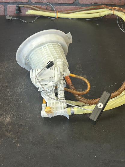19 - 21 DODGE CHARGER SCAT PACK GASOLINE FUEL PUMP SENDER UNIT LEVEL SENSOR OEM