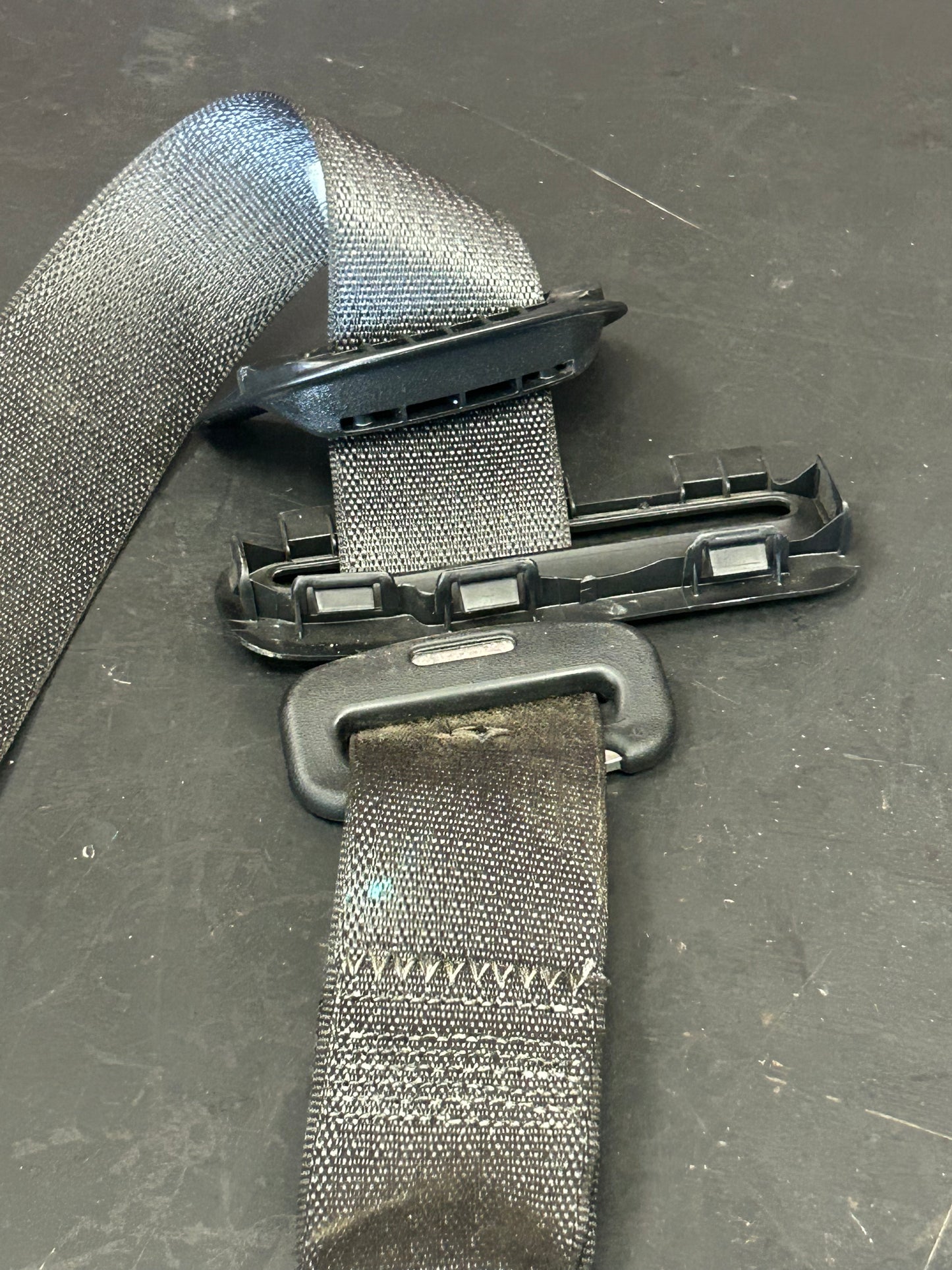 2019-2023 DODGE CHARGER REAR LEFT RIGHT CENTER SEAT BELT RETRACTOR SET