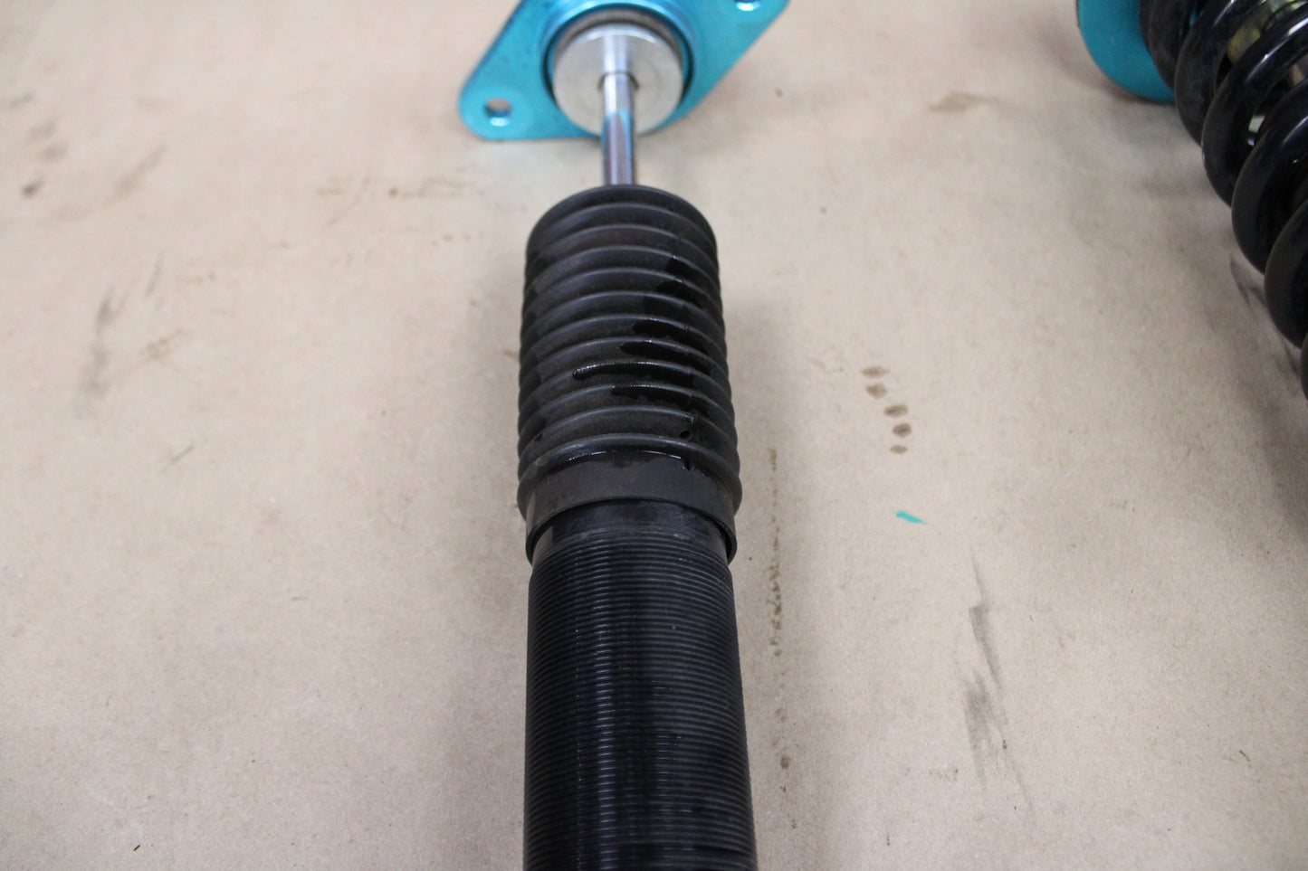 Megan Racing MR-CDK-DC06-EZII Coilovers Shock 2005-10 Dodge Charger Chrysler 300