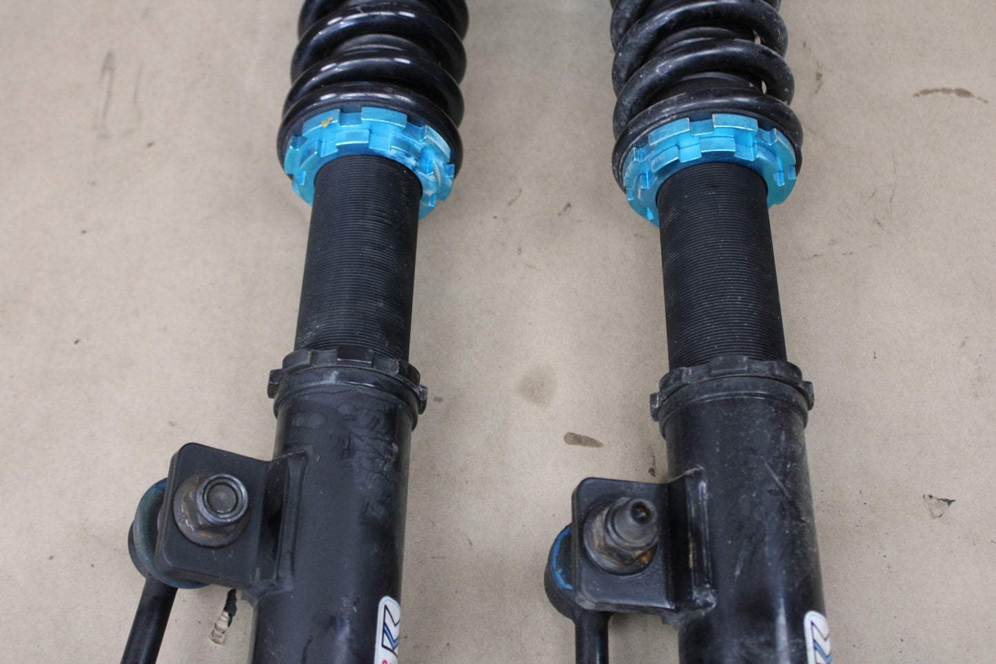 Megan Racing MR-CDK-DC06-EZII Coilovers Shock 2005-10 Dodge Charger Chrysler 300