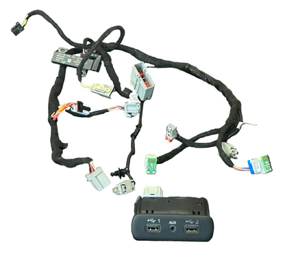 17-23 CHARGER CHALLENGER 300 OEM CENTER CONSOLE USB MEDIA AUX PORT HUB W/ WIRE