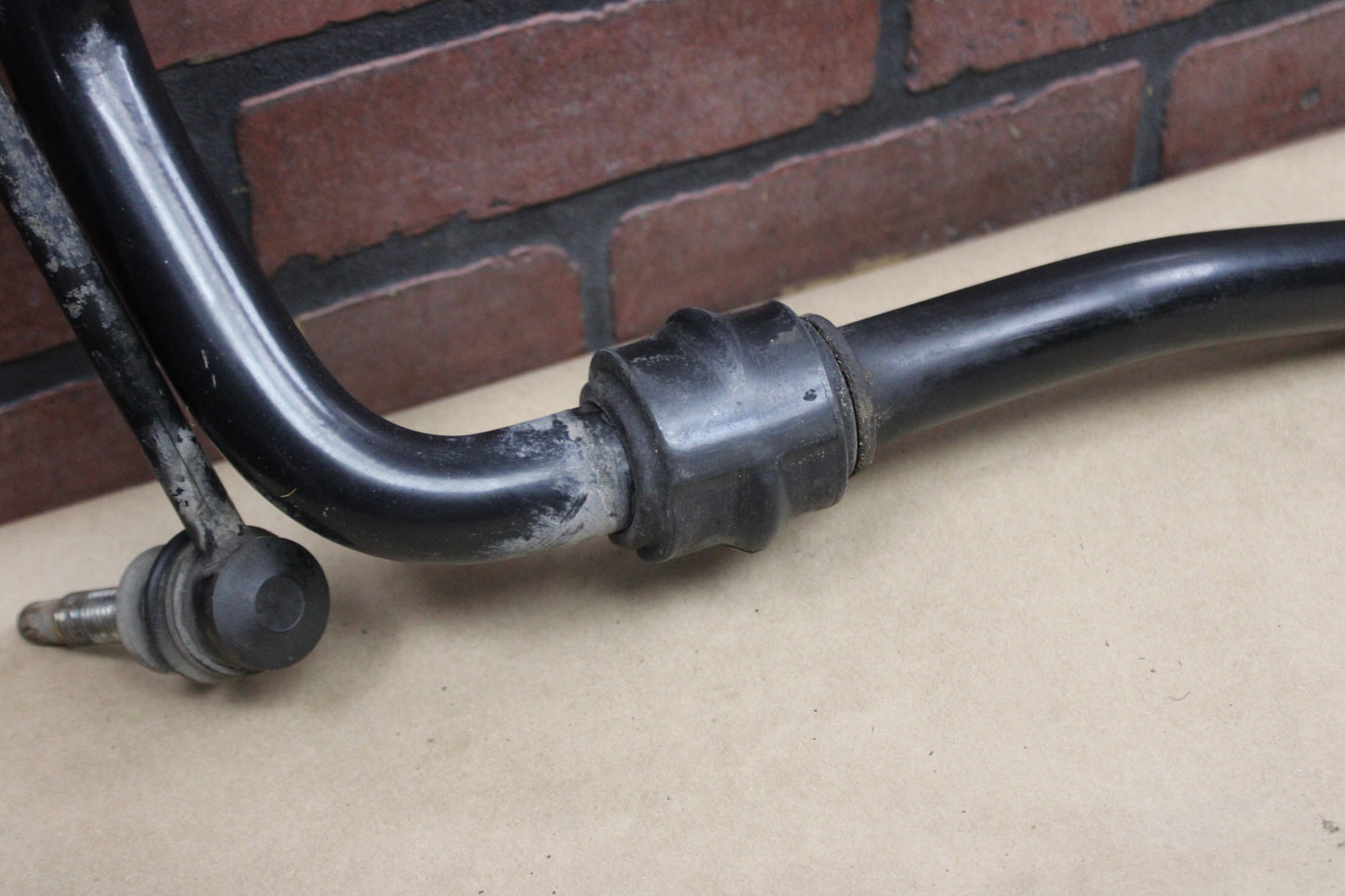2008-2014 Dodge Challenger SRT8 Front Stabilizer Sway Bar Assembly OEM