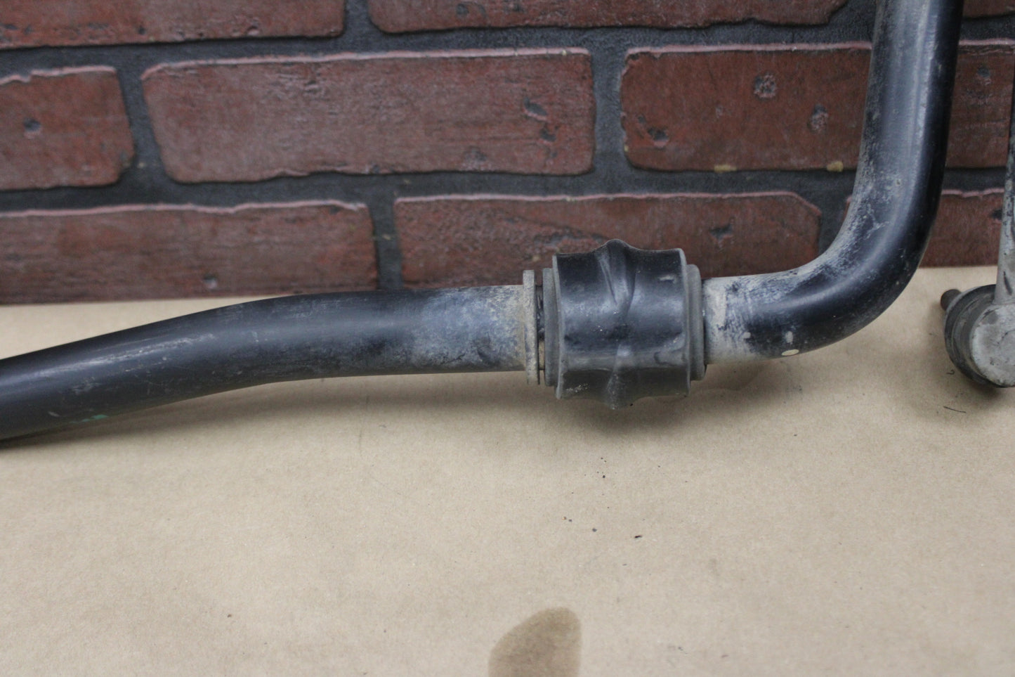 2008-2014 Dodge Challenger SRT8 Front Stabilizer Sway Bar Assembly OEM