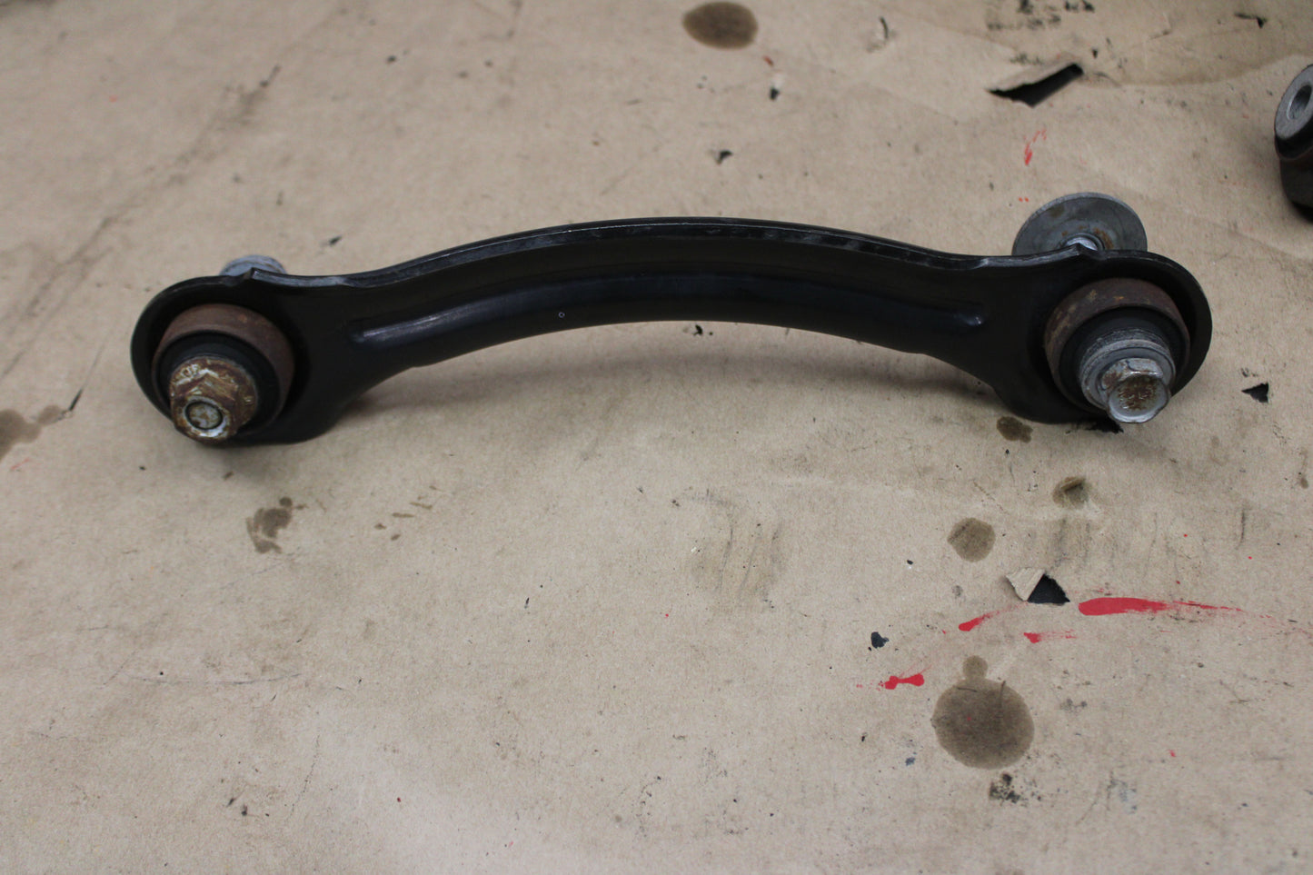 05-10 Challenger Charger 300 Rear Passenger RH Side Suspension Control Arm Set