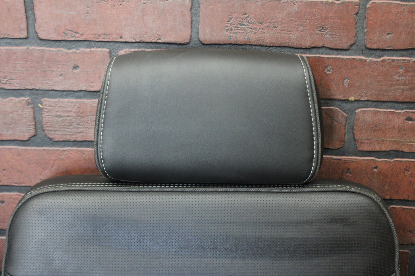 15-20 GMC Yukon Denali Tahoe Escalade 2nd Row Leather Heated Bucket Seats