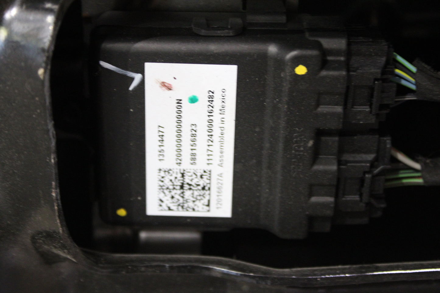 15-20 GMC Yukon Denali Tahoe Escalade 2nd Row Leather Heated Bucket Seats