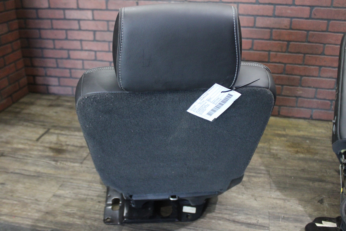 15-20 GMC Yukon Denali Tahoe Escalade 2nd Row Leather Heated Bucket Seats