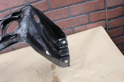 05-23 CHARGER CHALLENGER 300 OEM RADIATOR CROSSMEMBER SUPPORT