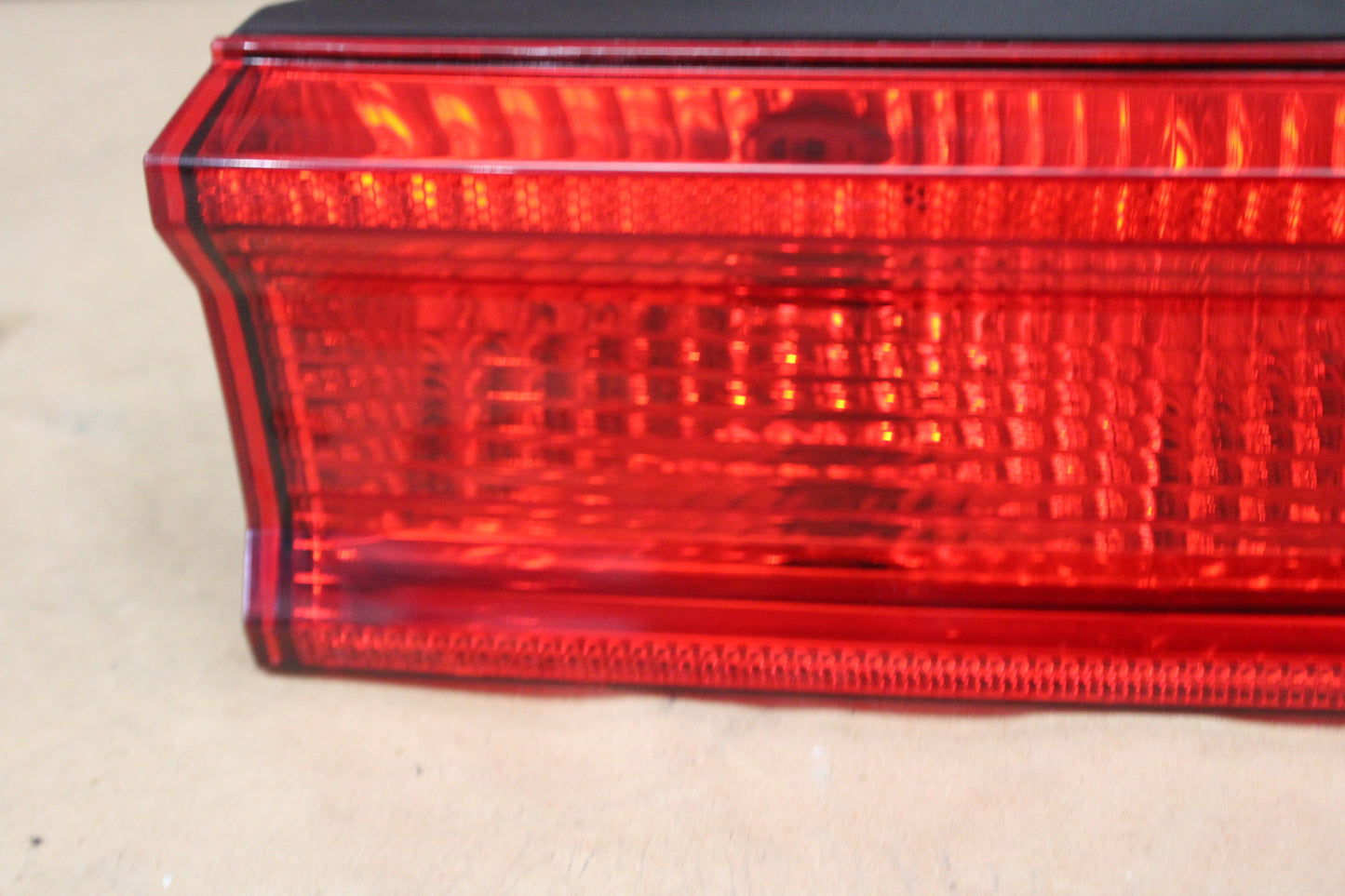 08-14 Challenger Passenger RH Side Taillight Tail Light Lamp Assembly OEM