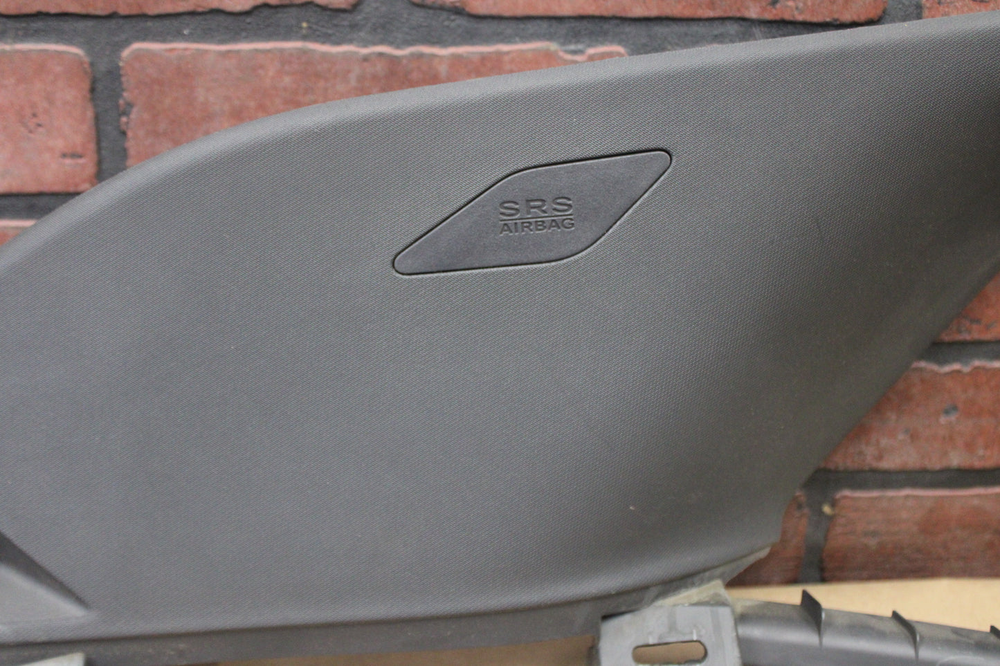 08-14 DODGE CHALLENGER OEM LH C PILLAR QUARTER TRIM PANEL 1FQ59XDVAF