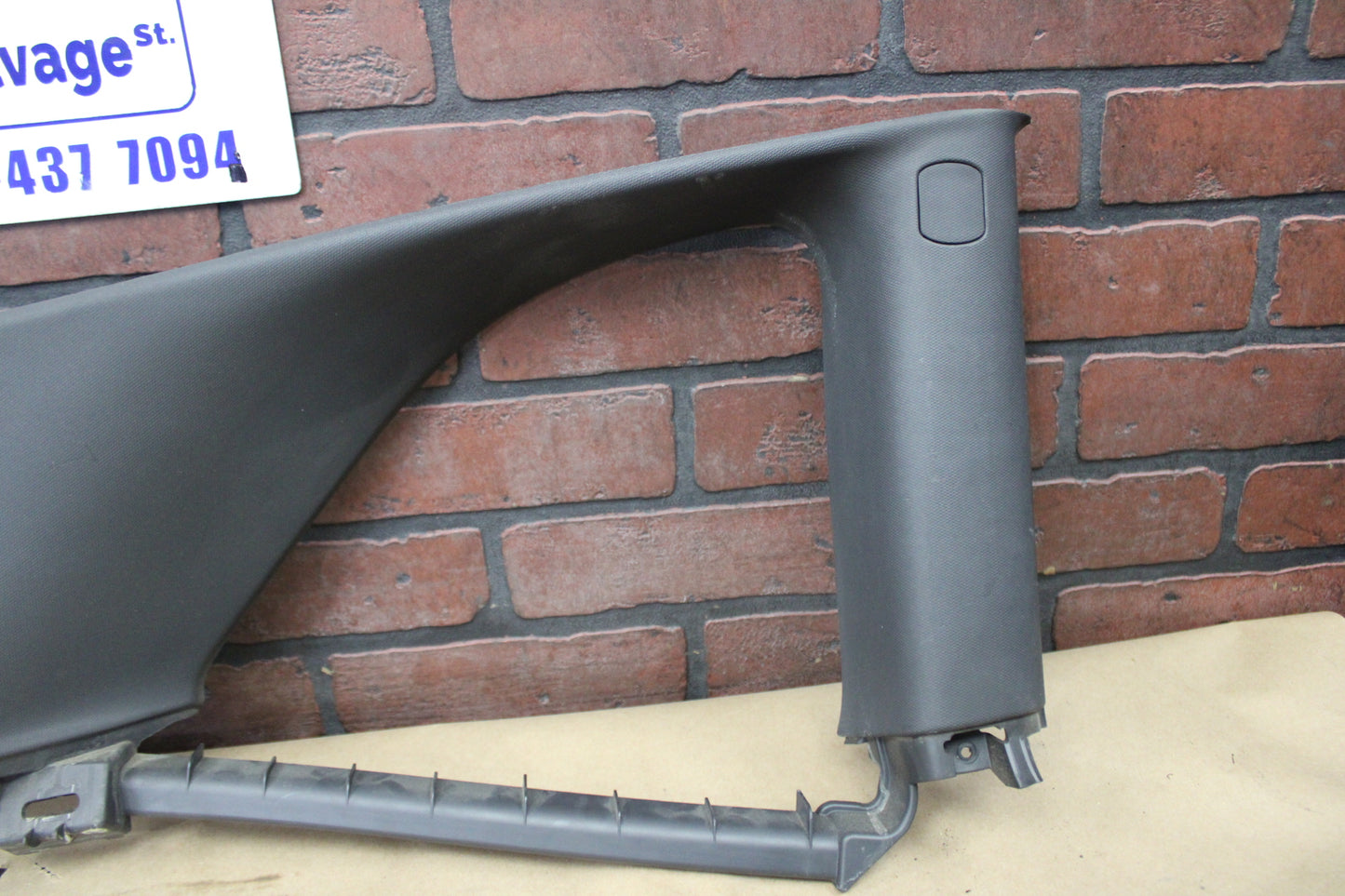08-14 DODGE CHALLENGER OEM LH C PILLAR QUARTER TRIM PANEL 1FQ59XDVAF