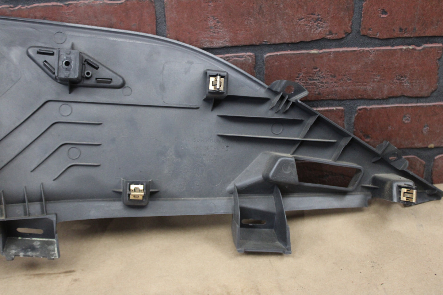 08-14 DODGE CHALLENGER OEM LH C PILLAR QUARTER TRIM PANEL 1FQ59XDVAF