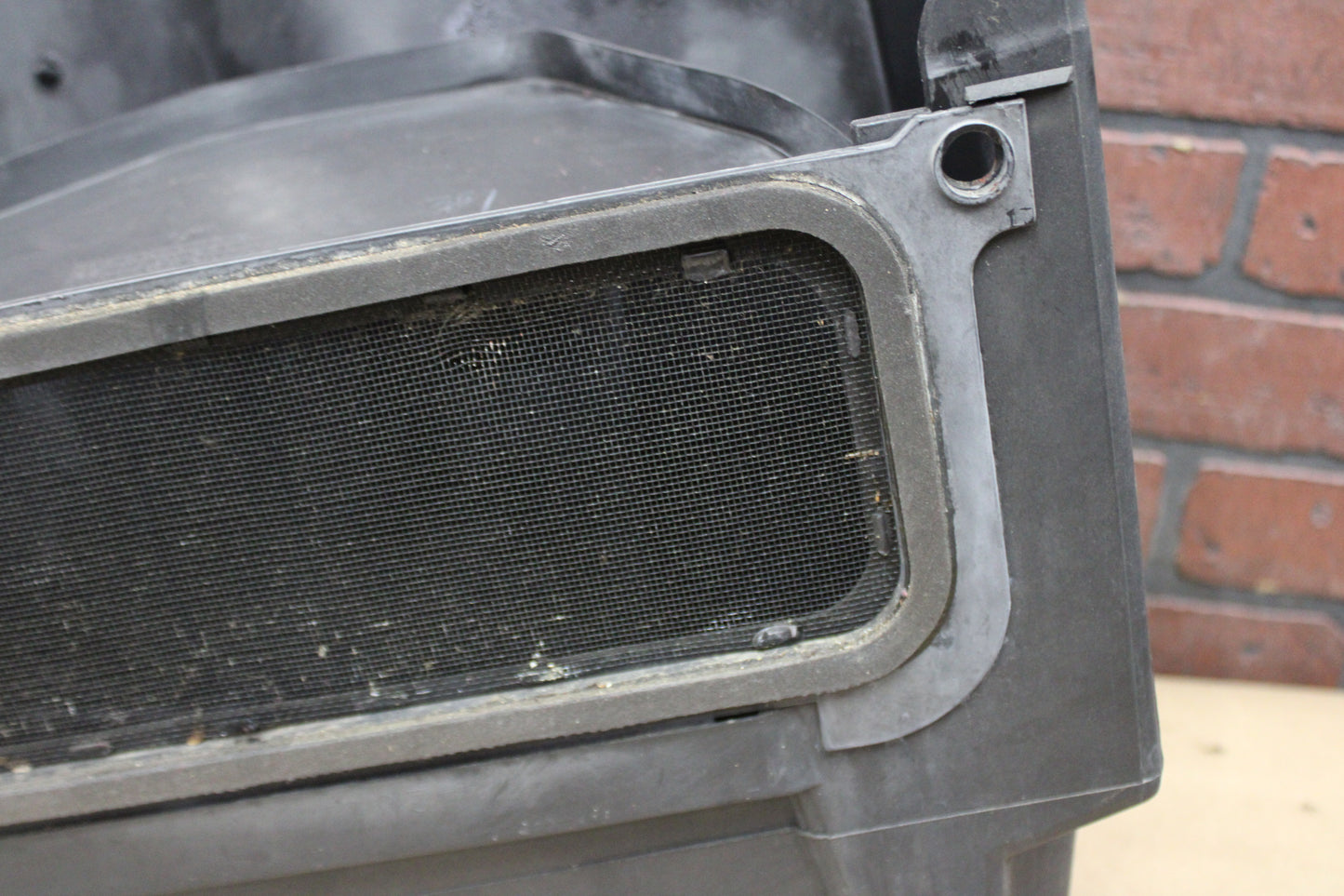 2005-2010 Charger 300 Magnum Cabin Air Filter Housing Inlet Slot 04806294AC OEM