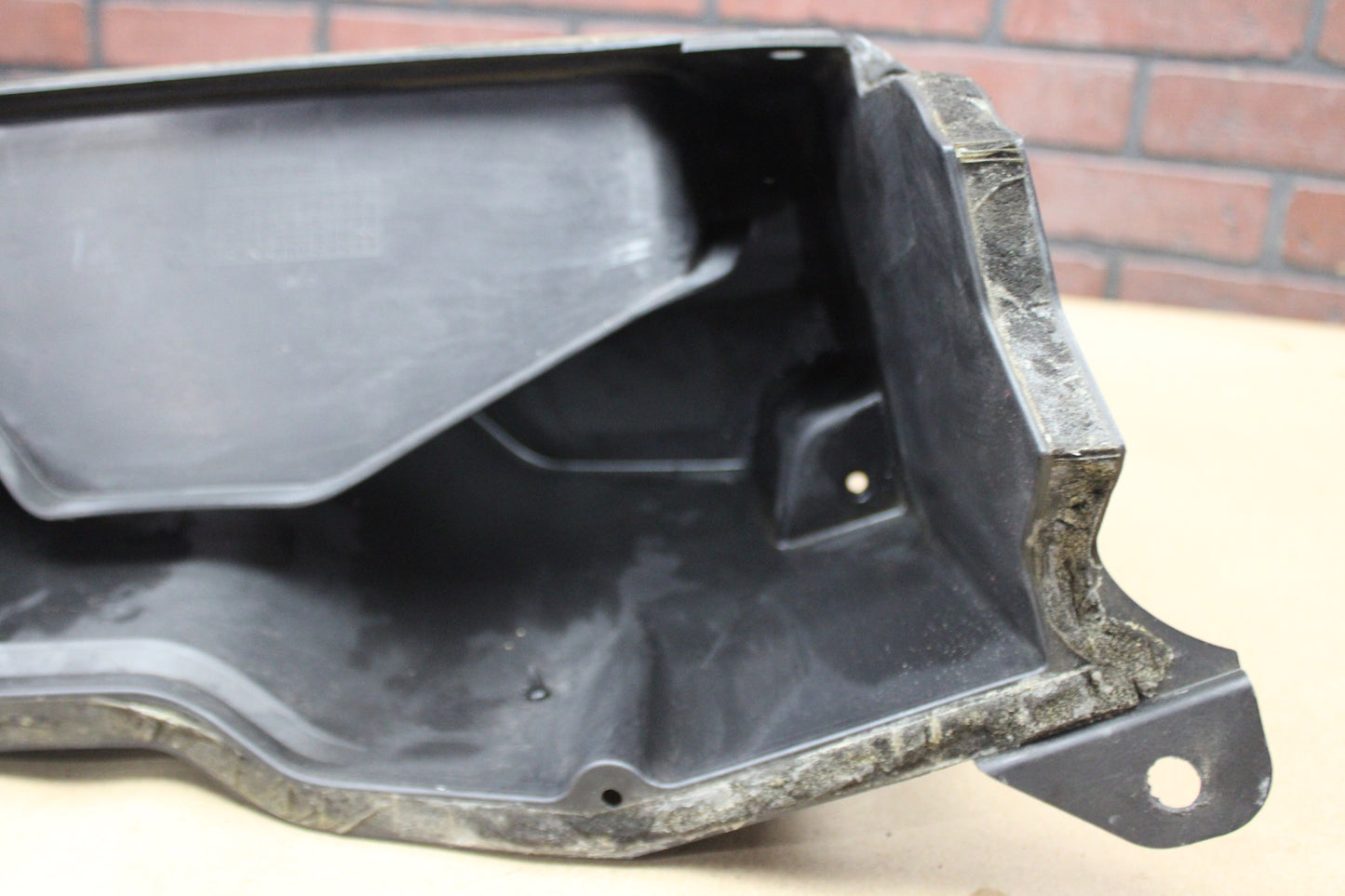 2005-2010 Charger 300 Magnum Cabin Air Filter Housing Inlet Slot 04806294AC OEM