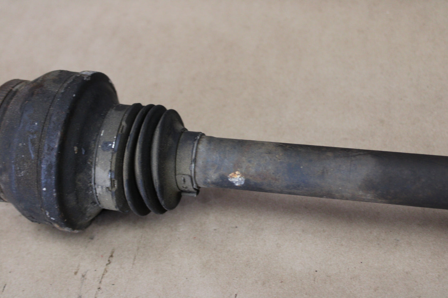 2005-2008 Dodge Magnum Charger Challenger 300 SRT8 6.1L Rear Right C/V Axle OEM