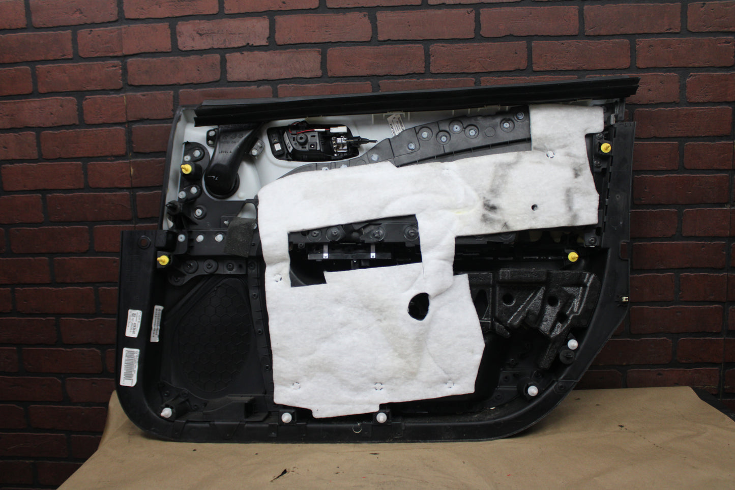 20-23 DODGE CHARGER FRONT DRIVER LH SIDE DOOR PANEL OEM LEATHER 6YD951X9AB