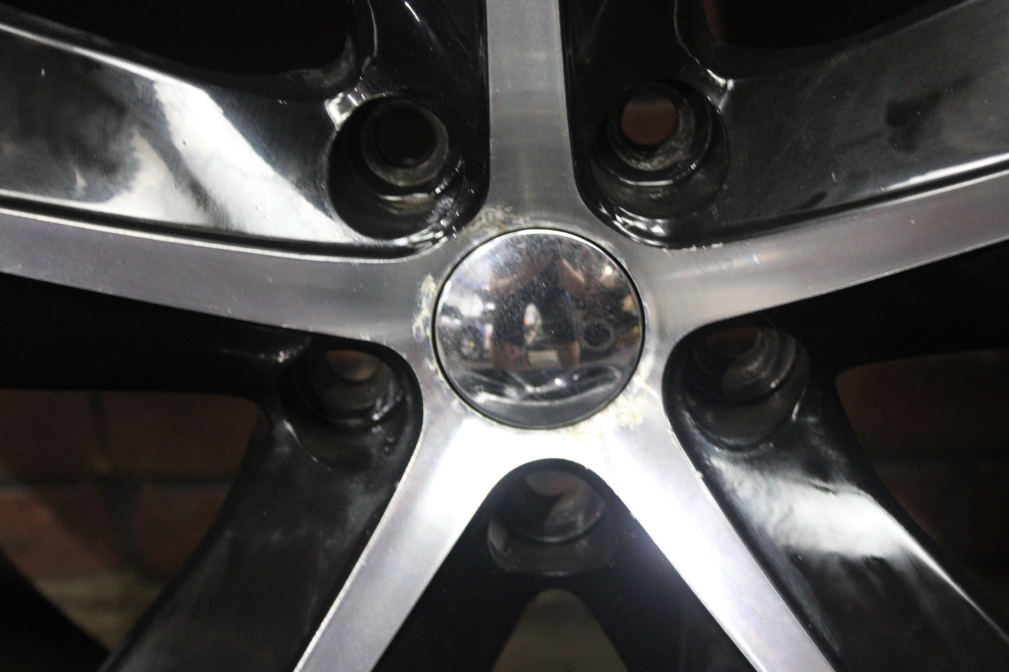 2012 Dodge Challenger SRT8 Aftermarket 20x9 20” Full Wheel Rim Set With Tires