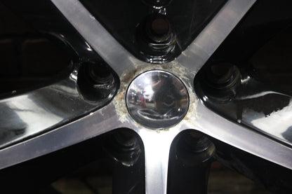 2012 Dodge Challenger SRT8 Aftermarket 20x9 20” Full Wheel Rim Set With Tires