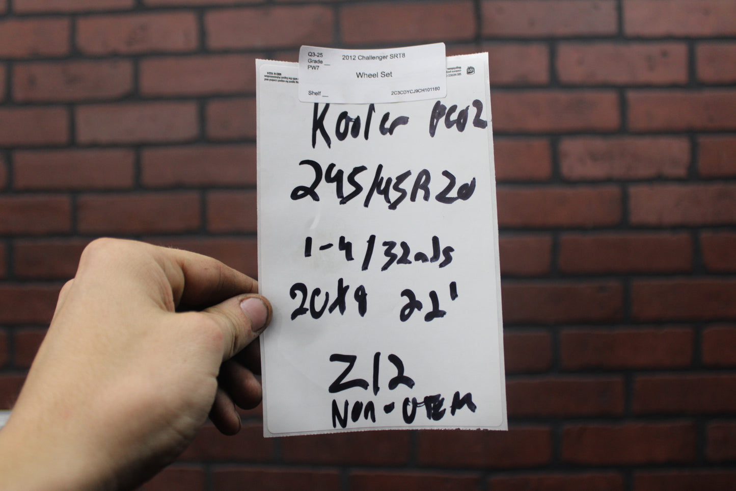 2012 Dodge Challenger SRT8 Aftermarket 20x9 20” Full Wheel Rim Set With Tires