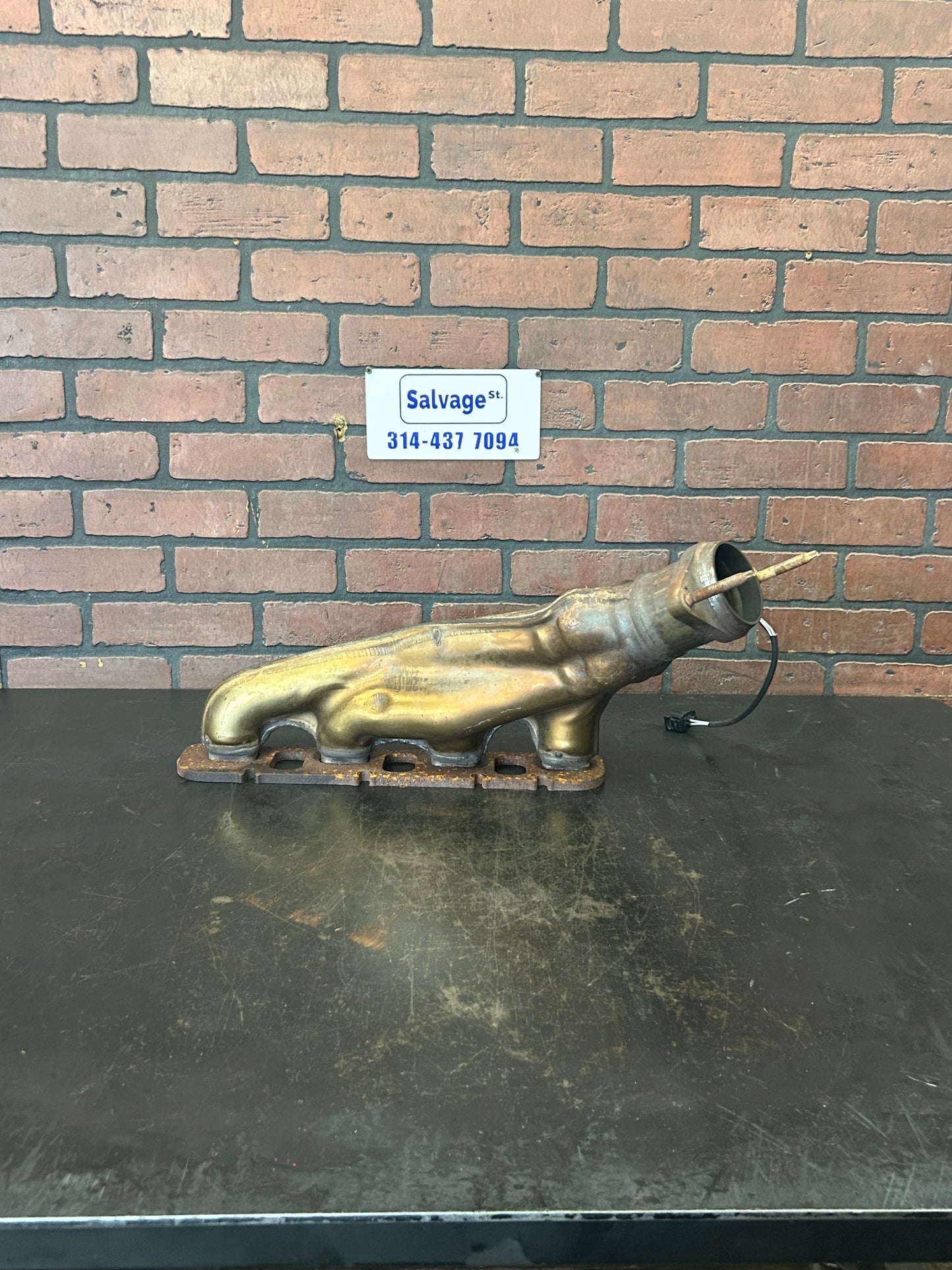 06-14 Challenger Charger 300 SRT8 6.4L 6.1 Driver Exhaust Manifold 5037633AF OEM