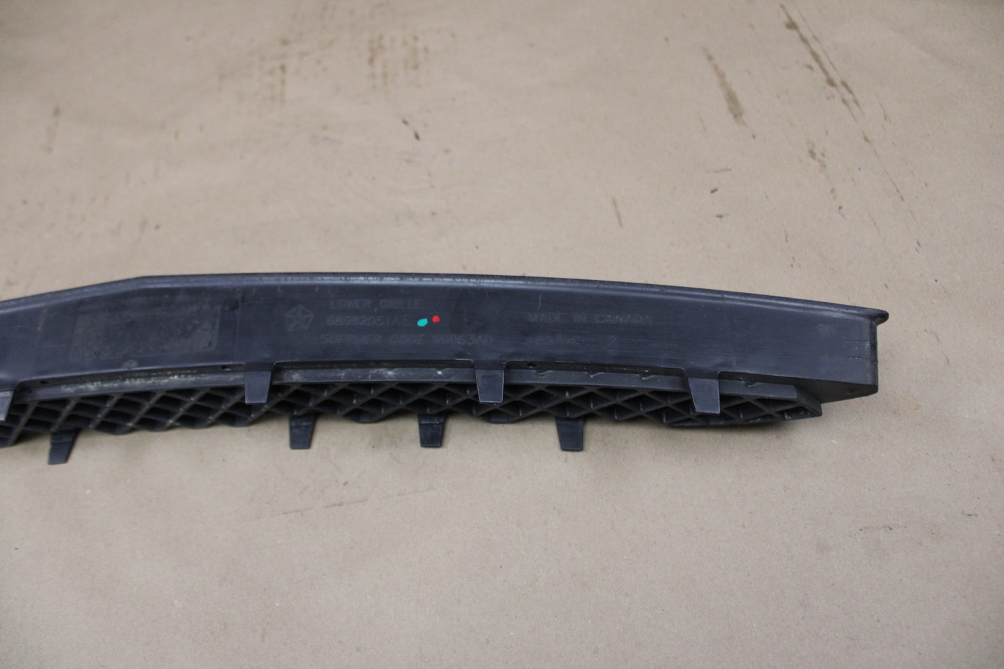 11-14 CHRYSLER 200 FRONT BUMPER LOWER COVER GRILLE PANEL 68082051AB